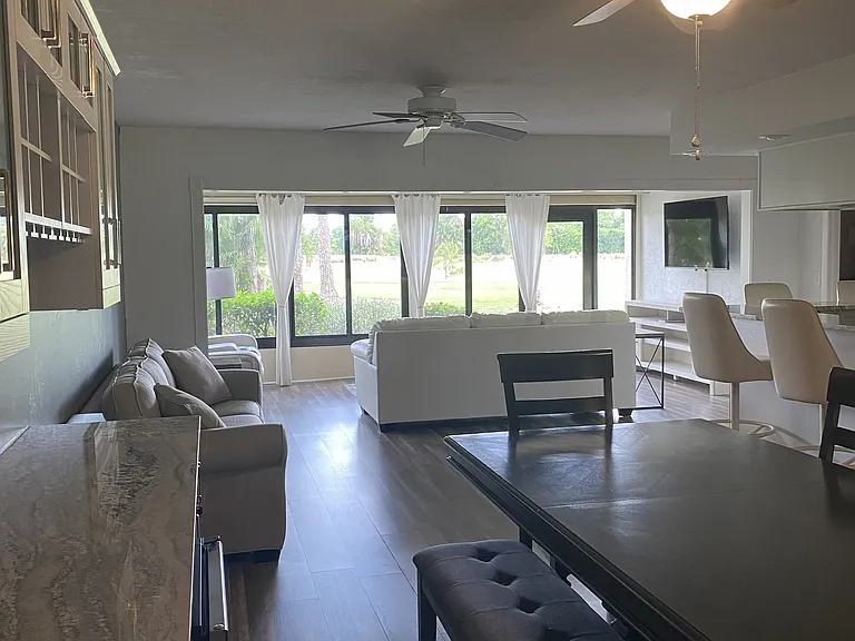 5625 Trailwinds Dr #412 — Photo 35