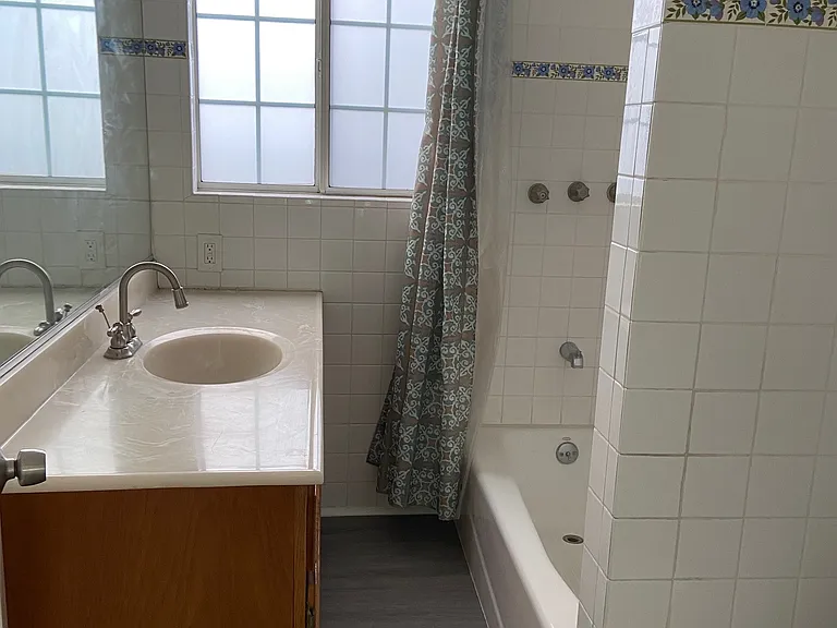 1820 Glenwood Rd — Photo 7