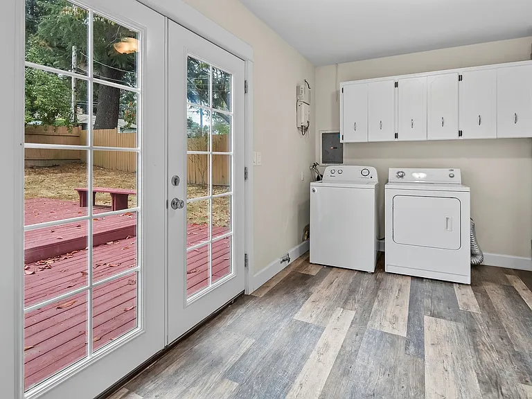 9520 SW Cypress St — Photo 28