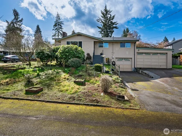 2315 N 171st Street, Shoreline, WA 98133