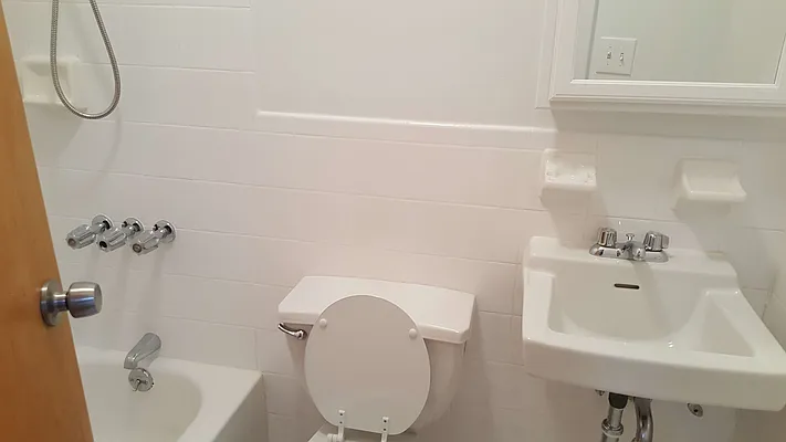 Rented by JMK Realty | media 11