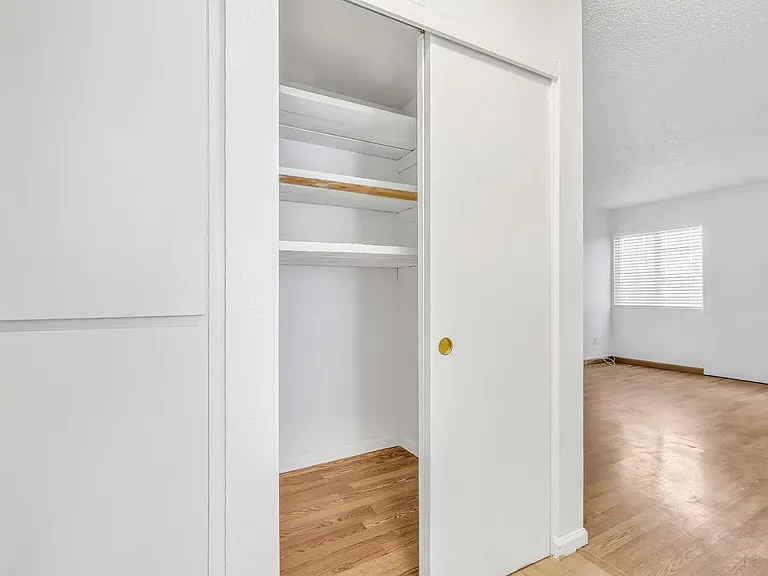 4332 Pacific Ave #25 — Photo 8