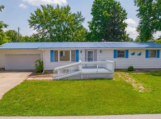 205 N Cherry St, Akron, IN 46910