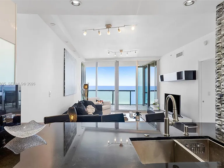 17121 Collins Ave #1406 — Photo 6