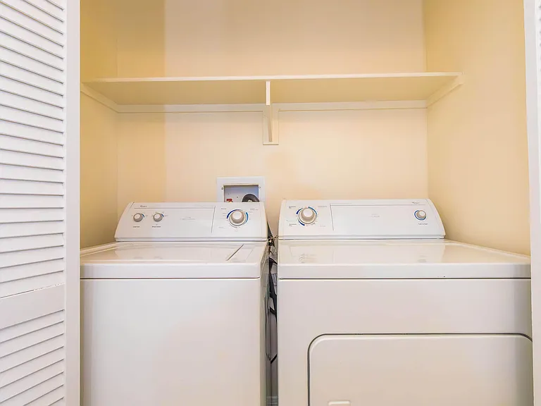 Colony Townhomes — Photo 101
