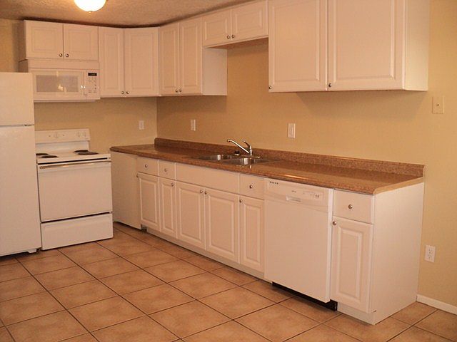 2 Bed 1Bath Apt