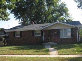5754 N 80th St, Milwaukee, WI 53218
