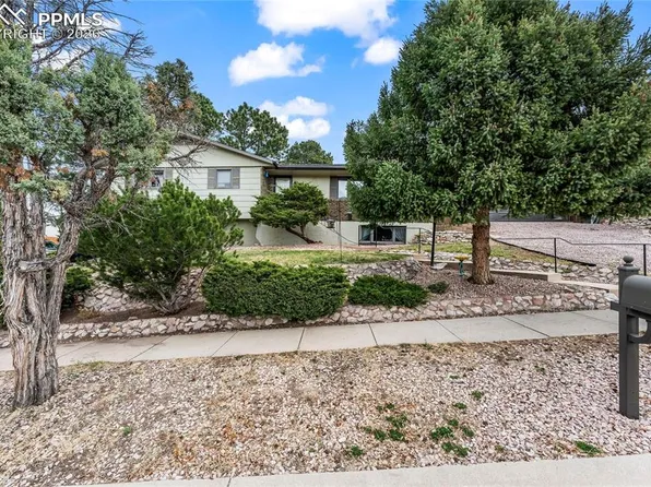 1621 Lehmberg Blvd, Colorado Springs, CO 80915