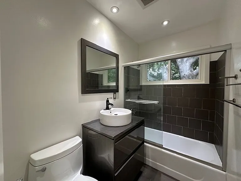 7118 Sunnybrae Ave — Photo 10