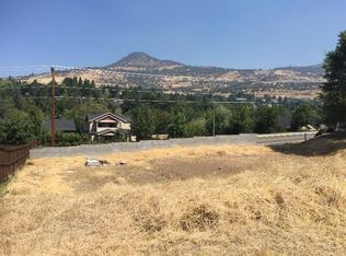 4563 Hathaway Dr, Medford, OR