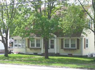 617 W Lincolnway Ct, Morrison, IL 61270