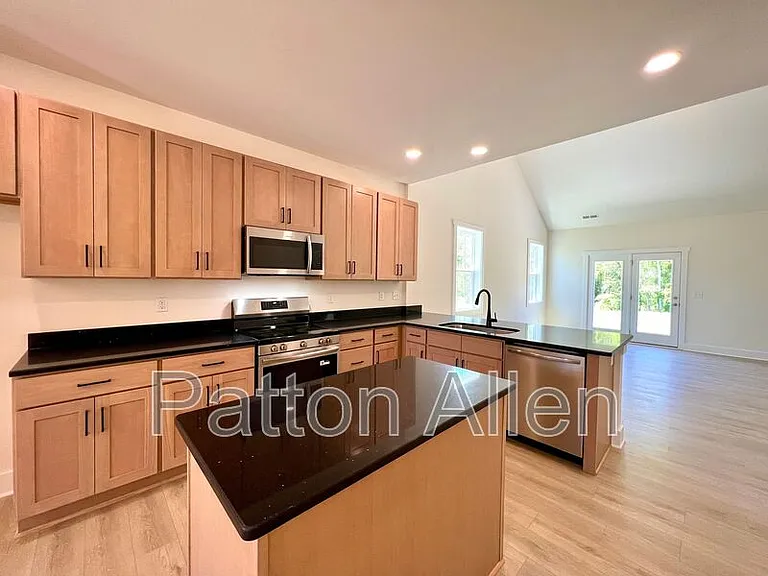 117 N Christie Ct — Photo 5
