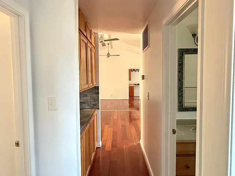 5513 Pamplona Ct — Photo 3