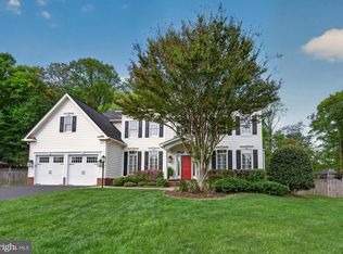 7822 Gambrill Woods Way, Springfield, VA 22153