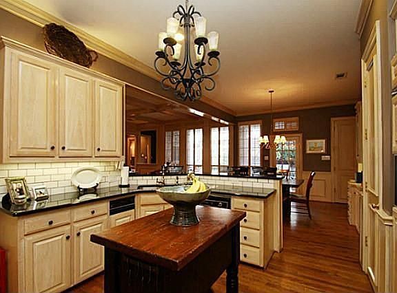 4th image of 5117 Sunningdale Ct