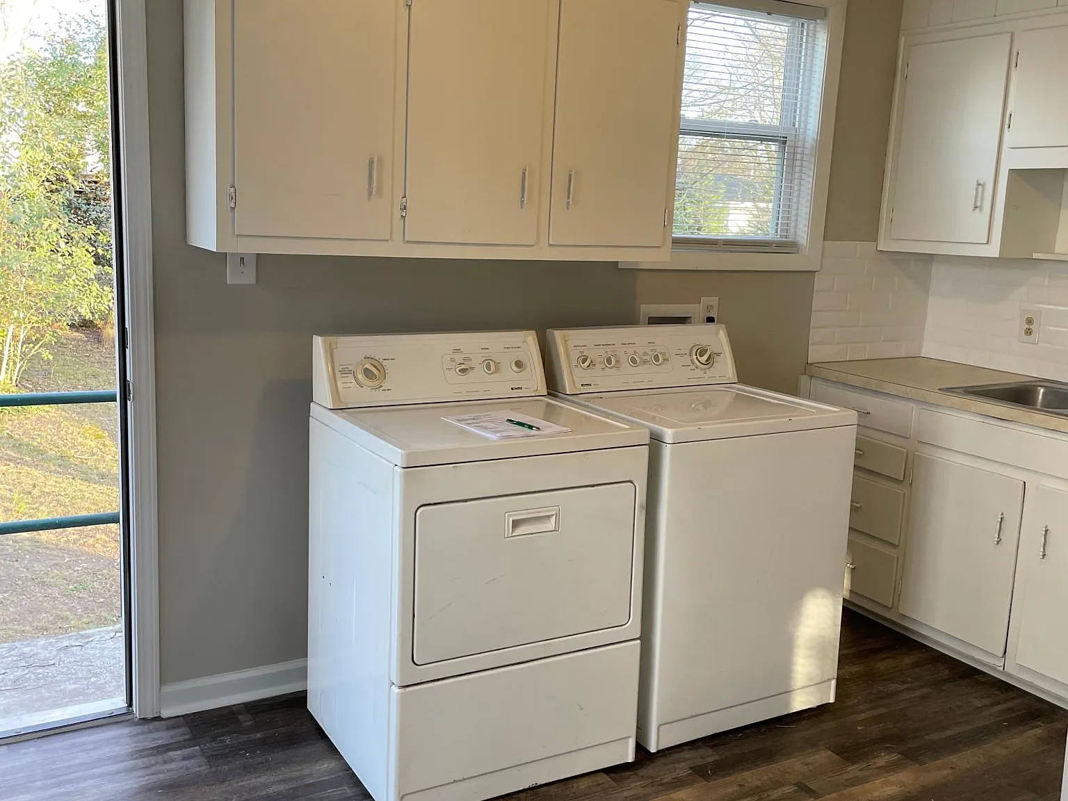 1012 Idlewood Dr — Photo 2