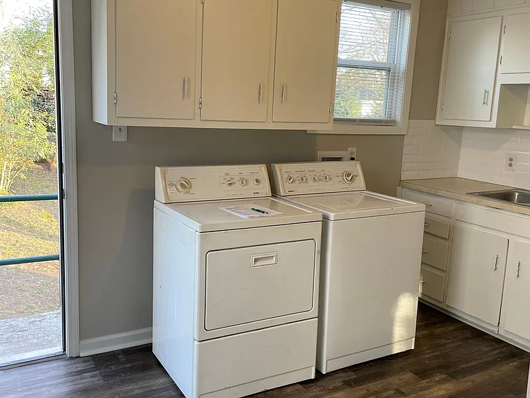 Washer & dryer in kitchen