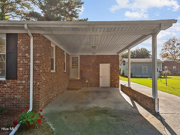 4th image of 103 Azalea Drive