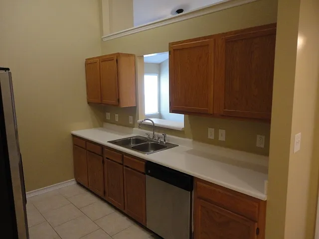 812 Perry Howard Rd — Photo 3