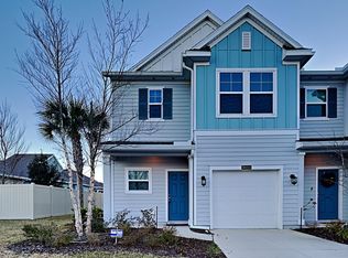 10288 Benson Lake Dr, Jacksonville, FL 32222