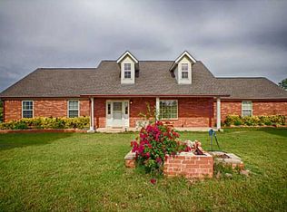201 Mockingbird Ln, Tuttle, OK 73089