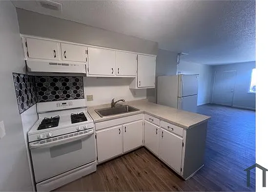 419 Dallas St NE #B — Photo 21