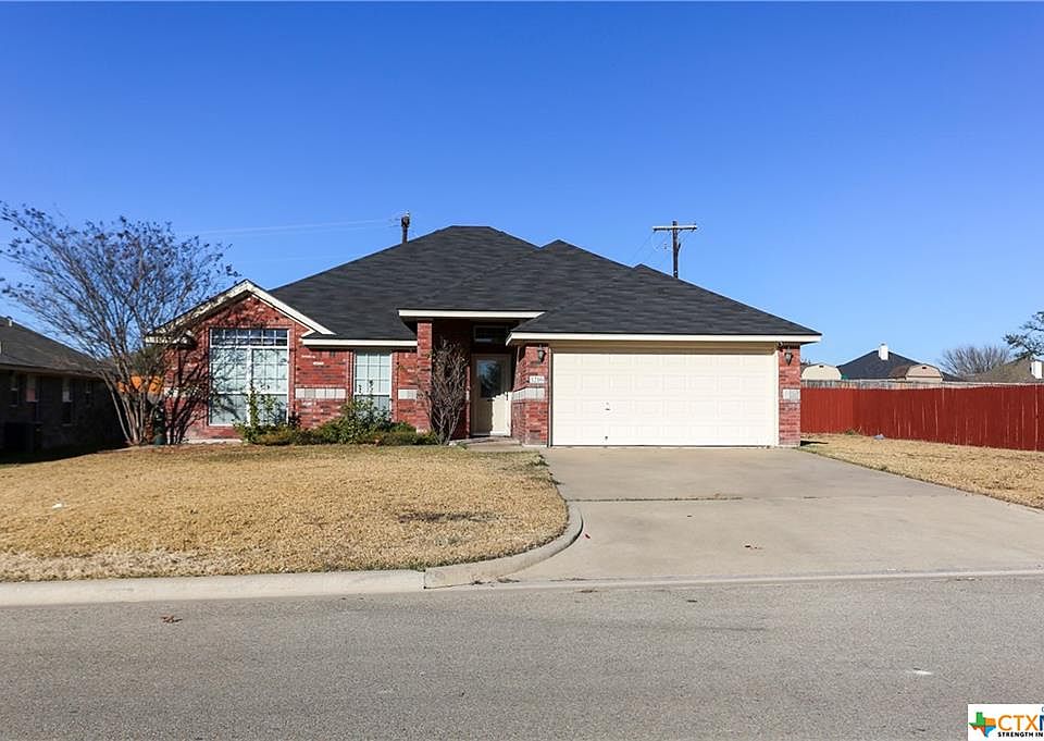 1st image of 1216 Chaucer Ln