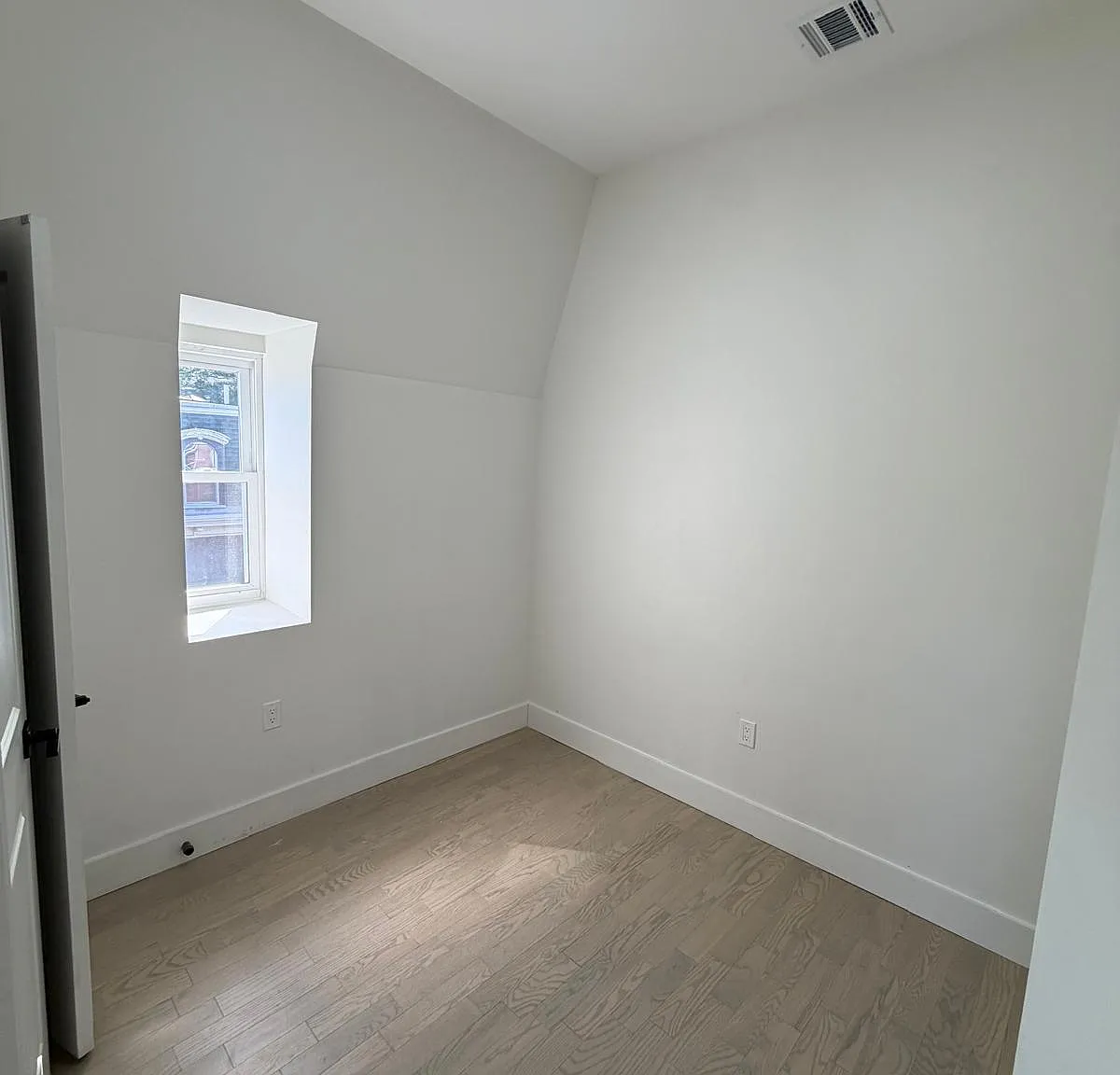 1 bed, $1,500 — Photo 4