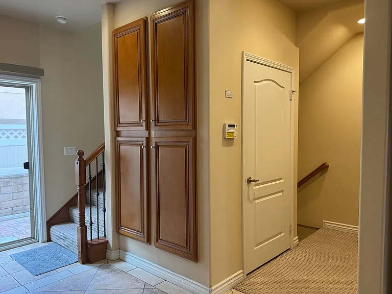 88 N Roosevelt Ave #4 — Photo 7