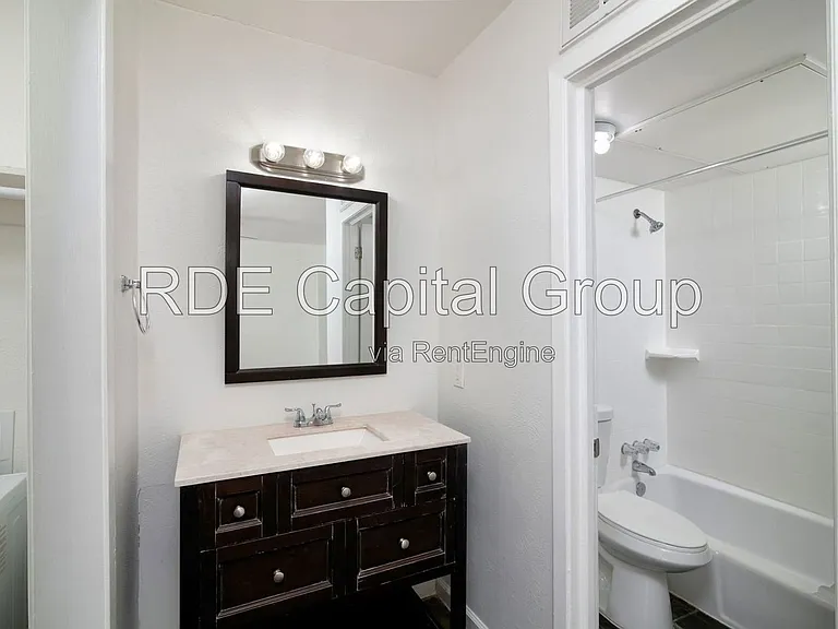 2808 Throckmorton St #201 — Photo 14