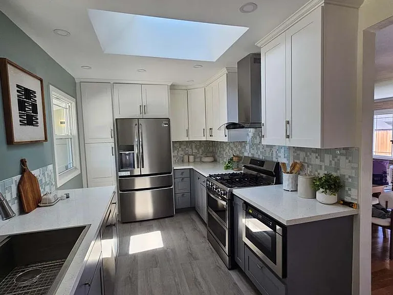 1252 Margery Ave — Photo 7