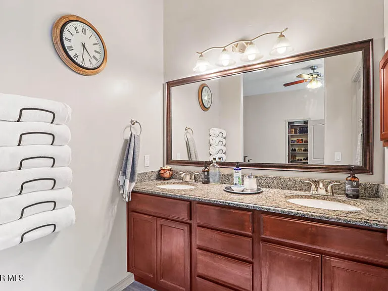 14553 Hunters Grove Ave — Photo 33
