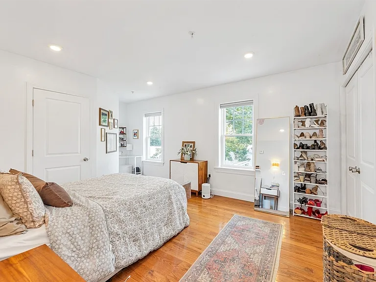 28 Baltimore St #5 — Photo 17