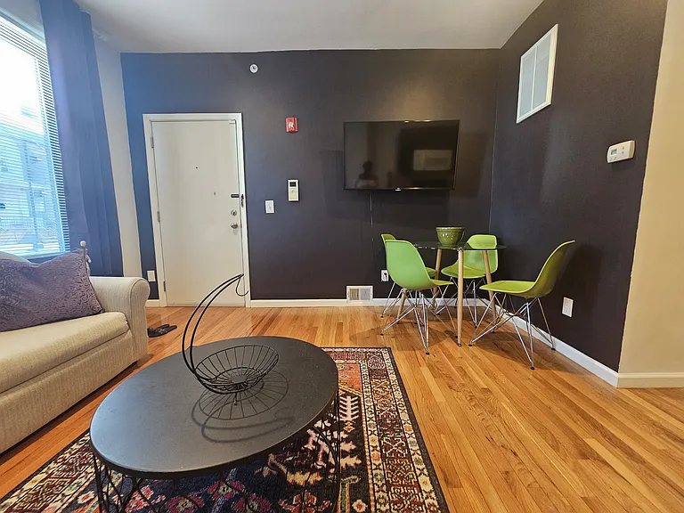 39 Throop Ave #101 — Photo 4