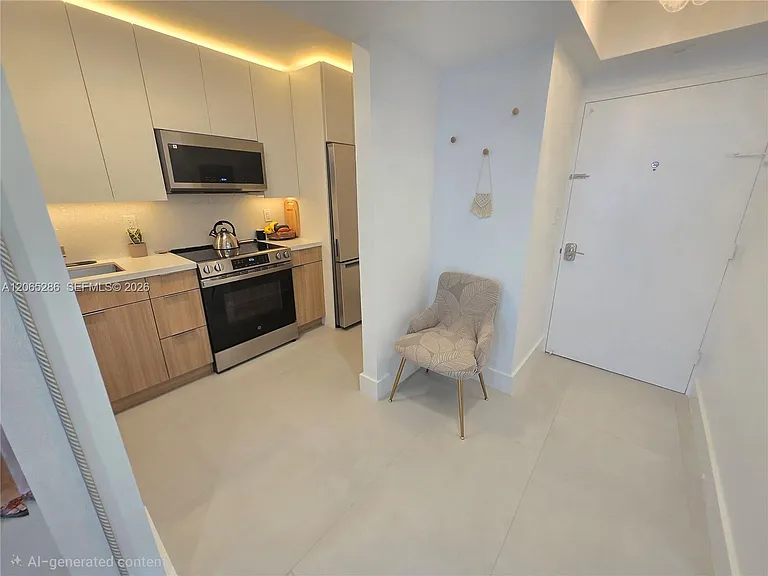 100 Lincoln Rd #931 — Photo 14