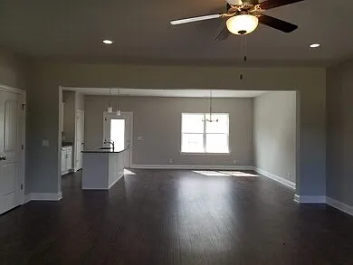 820 General Westmoreland Ct — Photo 2