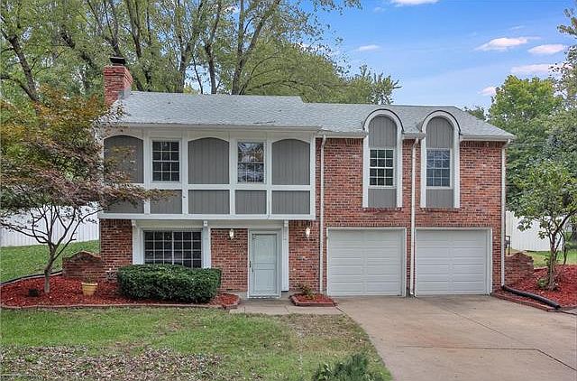 1st image of 2928 NW Windsor Pl