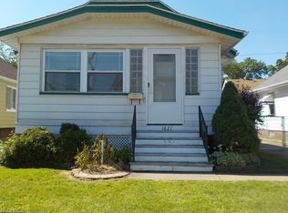 1621 Granby Ave, Cleveland, OH