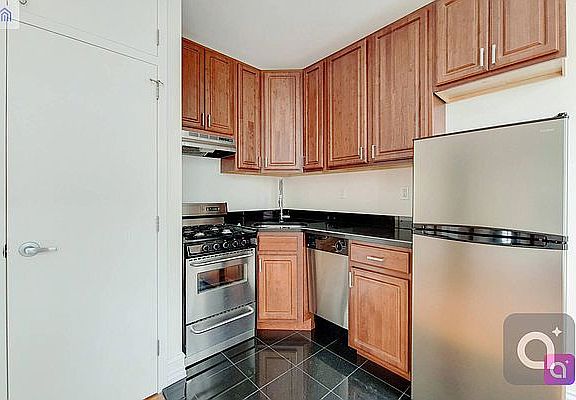 2nd image of 14 W 103rd St APT 5C
