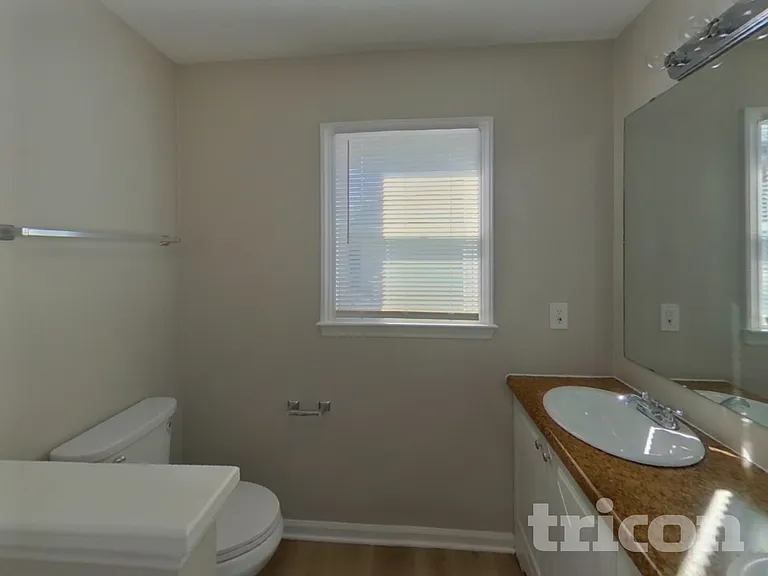 2026 Trowbridge Ct — Photo 16