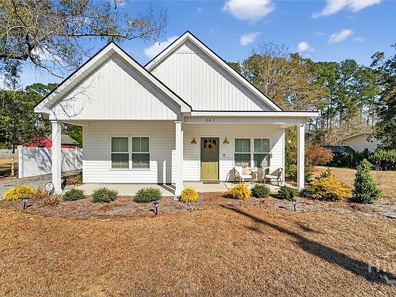 2nd image of 301 S Ash Street