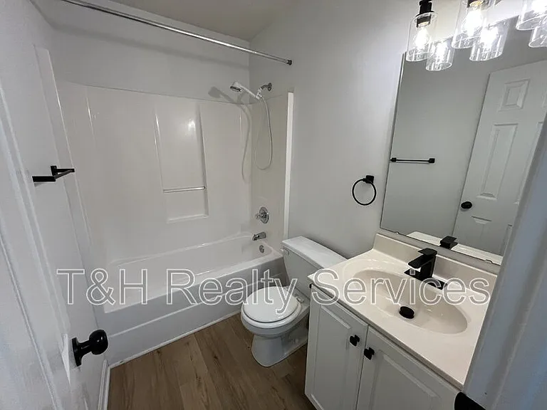 14952 Oak Rd — Photo 17