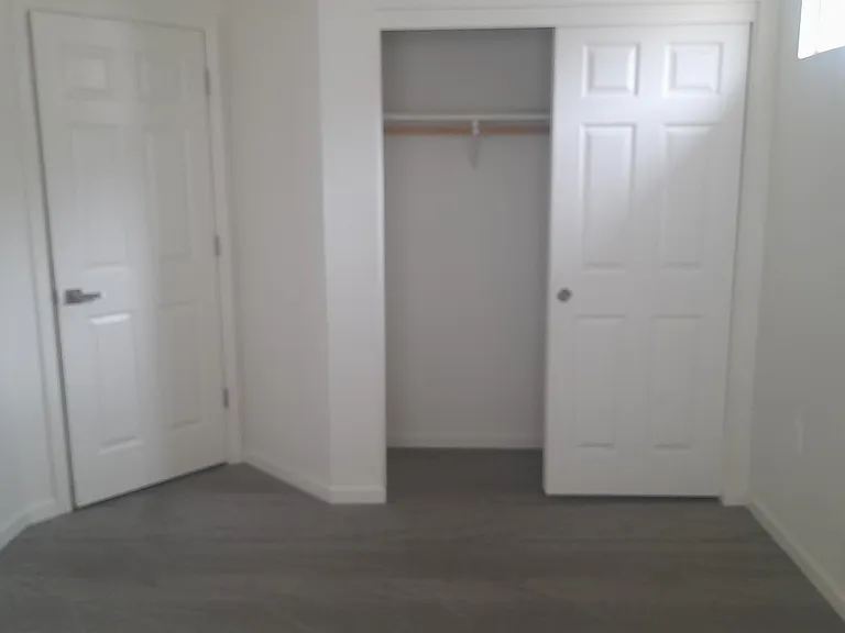1601 Daisy Ct — Photo 2