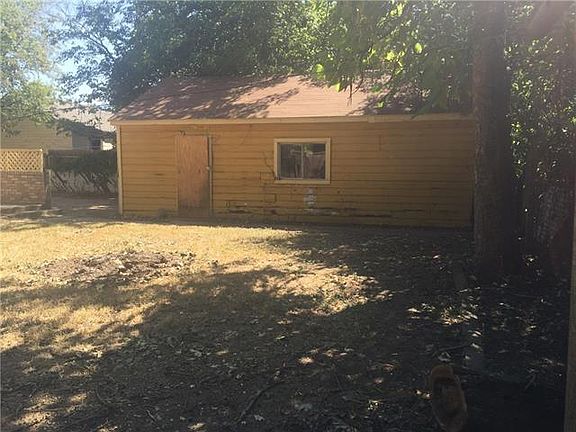 5th image of 3206 Anzio Dr