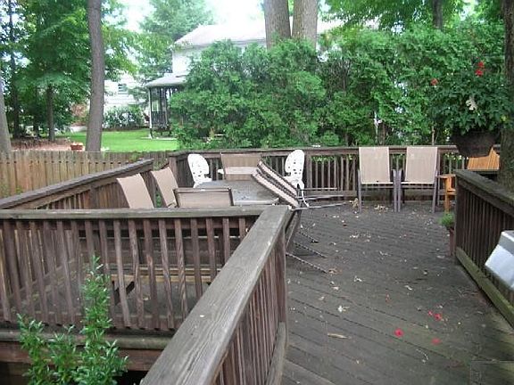 4th image of 249 Norman Dr