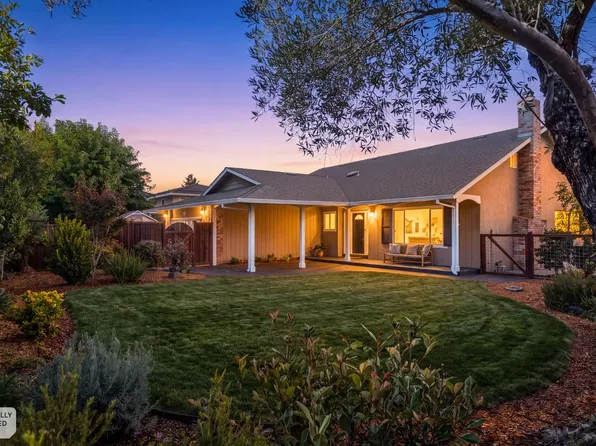 17 Carnoustie Drive, Novato, CA 94949
