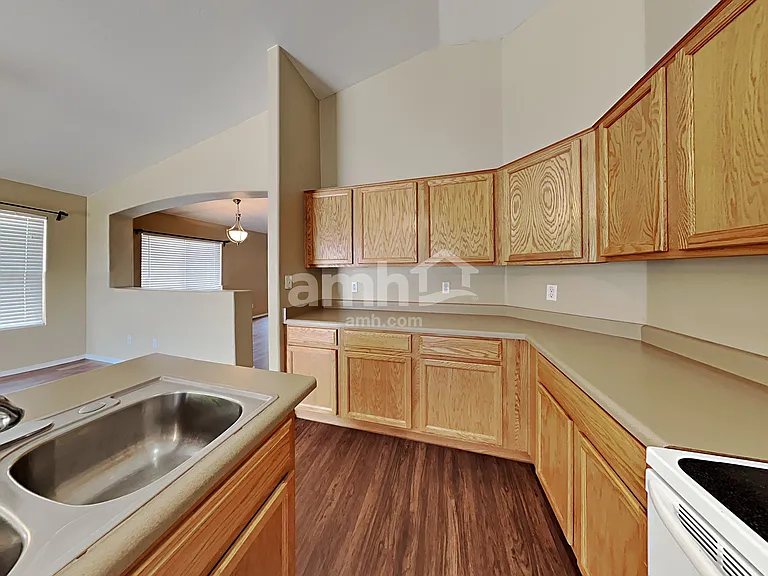 2137 S 155th Dr — Photo 3