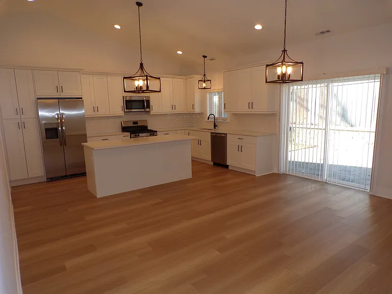 33476 N Evergreen Dr — Photo 10