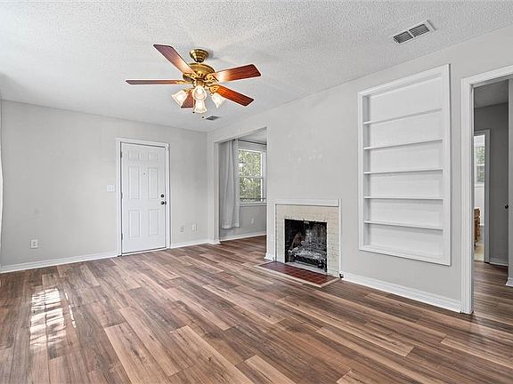 2nd image of 5158 Norton Ln