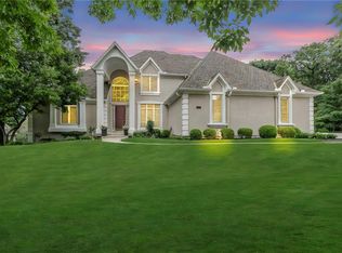 4519 N Mulberry Dr, Kansas City, MO 64116
